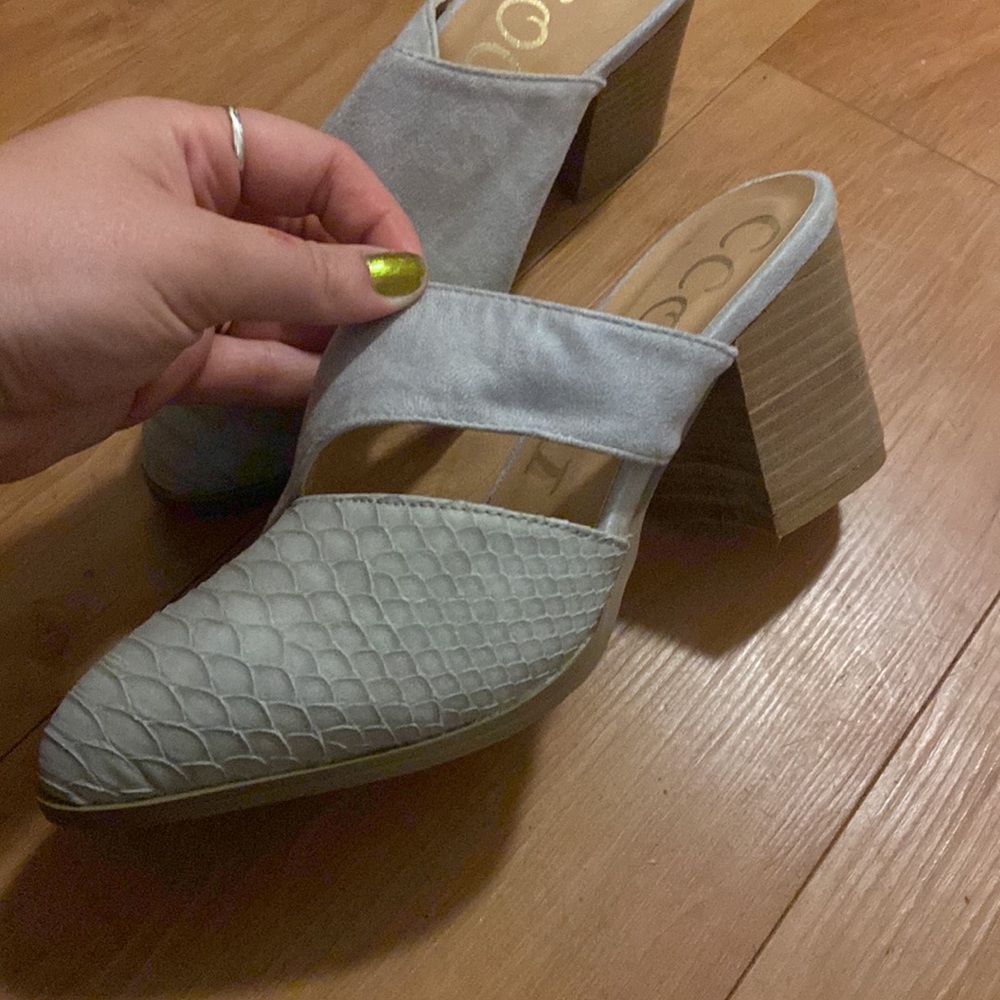 Mule booties - Picture 2 of 3